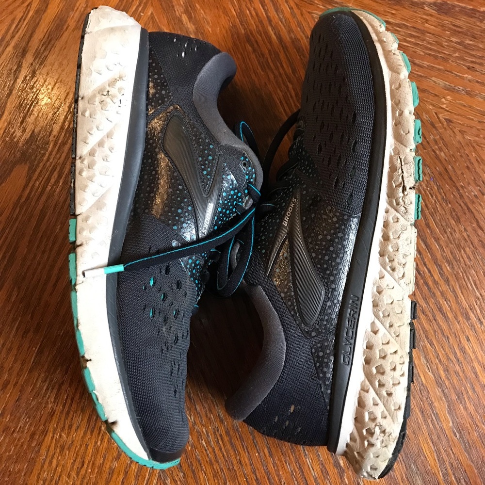 Excellent Brooks Grey & Tiel Running Shoe! - Picture 9 of 11